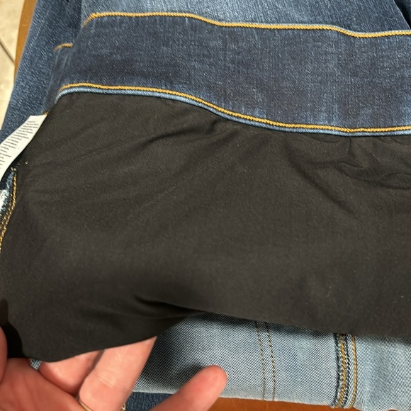 Spanx 26” inseam pull on boot cut tummy control Jean size 3X - Picture 6 of 7